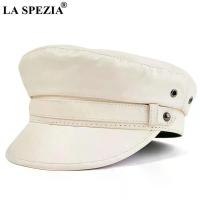 ราคา 【ตกแต่ง】 LA SPEZIA หมวกหนังสีขาว สไตล์พังก์ร็อก/หมวกทหาร สำหรับผู้ชายและผู้หญิง หมวกหนังแท้ เหมาะสำหรับขี่มอเตอร์ไซค์ มีสีน้ำตาลและสีดำ หมวกกัปตัน/หมวกเรือนเดินทะเล (1735018758840157229)