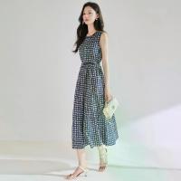 ราคา 26 Summer MAX*M ชุดเดรสผ้าฝ้ายลายตาราง คอกลม แขนกุด ทรงเข้ารูป เอวคอด สำหรับใส่ไปทำงาน รุ่น 25327 (1735095378973919087)