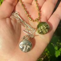 ราคา [COD] substore / fullmood pendent / จี้พระจันทร์ /เงิน925/ชุปทอง14k (1734329938771019154)