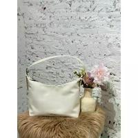 ราคา กระเป๋าสะพายผู้หญิง Kappa bkk รุ่น Taylor Bag สี lvory (1734266383602189959)