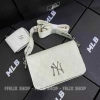 ราคา Major League Baseball กระเป๋าหนังสะพายข้าง Felix STANDARD 1:1 MLB Mini Monogram Embo New York Yankees ขนาด 18x11.5x5.5 วัสดุหนังคุณภาพสูง 100% รหัส 3ACRS032N-50CRS สีขาว/ดำ (1733095010645345305)