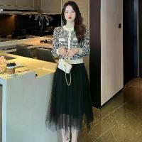 ราคา Real shot of the new autumn houndstooth dress, elegant goddess style knit dress, slimming long-sleeve dress for spring and autumn (1734666796773966865)
