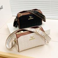 ราคา กระเป๋าสะพายไหล่เดียว ลายสก๊อตกระดานหมากรุก สำหรับผู้หญิง สายสะพายไหล่กว้าง กระเป๋า Messenger สไตล์เรโทร กระเป๋าถือจิงโจ้ (1730122545695262840)