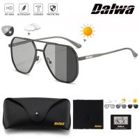 ราคา แว่นกันแดดโพลาไรซ์โฟโตโครมิก, Dalwa, สำหรับผู้ชาย, เลนส์ยืดหยุ่น, เหมาะสำหรับการขับรถ, เดินป่า, และตกปลา, แว่นกันแดดคลาสสิก, ป้องกัน UV400, แว่นตากีฬา, วัสดุจรวด, แว่นตากลางแจ้ง (1732017413814454307)