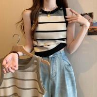 ราคา SHMASHOP เสิ้อกล้ามไหมพรม เสื้อคอกลมแขนกุดทรงสลิมฟิต เสื้อไหมพรม เสื้อผ้าแฟชั่นผู้หญิง สไตล์เกาหลี (1732282258098457361)