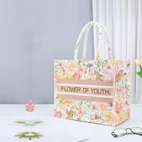 ราคา กระเป๋าสะพายผ้าแคนวาส ลายดอกไม้ แฟชั่น ความจุมาก มัลติฟังก์ชั่น กระเป๋าสะพายข้าง มีหูหิ้ว กระเป๋าเก็บของ (1730250519286811444)