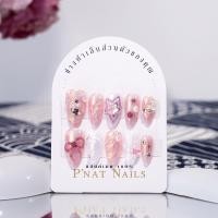 ราคา A294 P'Nat เล็บปลอมเจลแท้แฮนด์เมด สไตล์ฝรั่งเศสเปลือกหอย แนวy2kเท่ ๆ แซ่บ ๆ ติดเพชรเมดเล็กคริสตัล ไข่มุก โชว์สีขาว ใช้ซ้ำได้ [ของขวัญฟรี]ชุดอุปกรณ์*1 กล่องเก็บเล็บ*1 ทําเล็บ (1730264465041689467)