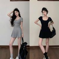 ราคา GBC เดรสรัดรูปกล้าม ชุดเดรสแฟชั่นผู้หญิง เดรสสาวสาวอวบ เดรสน่ารักๆมินิมอล ชุดเซ็กซี่ ชุดเดรสแขนสั้นผู้หญิงเอวสั้นกระโปรงรัดรูป (1730979134706977564)
