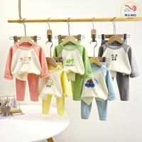 ราคา พร้อมส่ง ชุดนอนเด็กผ้ากำมะหยี่ ชุดนอนเด็กแขนยาว เซ็ต 2 ชิ้น เสื้อ+กางเกงขา 5 ส่วน (1730897854050569084)