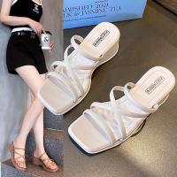 ราคา รองเท้าแบบสวมสีพื้นเสริมส้น รองเท้ายางพารา มี 3 สี A660 (1730315689539373828)