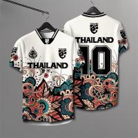 ราคา ทีมฟุตบอลไทยหมายเลข เสื้อกีฬา เสื้อยืดผู้ชาย คอวี แขนสั้น ขนาดใหญ่ ทรงหลวม เหมาะสำหรับกีฬากลางแจ้ง สไตล์ลำลอง ระบายอากาศ ลายดอกไม้ เสื้อ 10 ชิ้น (1731490696711538672)