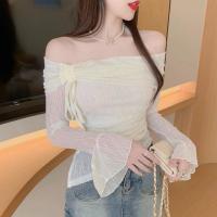ราคา เสื้อยืดสีขาว แขนยาว เปิดไหล่ เสื้อยืดแฟชั่นเข้ารูป (1732269006441318511)