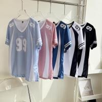 ราคา 77UNI เสื้อยืดคอวีพิมพ์ลายตัวเลข TShirt 1202 เสื้อยืดโอเวอร์ไซส์ เสื้อกีฬา เสื้อแขนสั้นผู้หญิง เสื้อยืดพิมพ์ลาย (1731936463181351581)