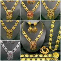 ราคา ชุดไทย ชุดอุปกรณ์เสริมสำหรับเด็ก/ผู้ใหญ่ เครื่องประดับวันสงกรานต์ สายคล้องคอปรับได้ ตัวเลือกต่างหู ทองคำไทย สีแดง สีเงิน ตัวเลือกสี (1729779840947030130)