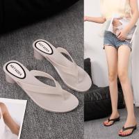 ราคา (เท้าอวบหน้าเท้ากว้างเพิ่มไซส์)รองเท้าแตะหูคีบเสริมส้นยางพารา A608 (1731296565038975748)