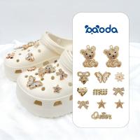 ราคา หัวเข็มขัดสําหรับติดรองเท้า อุปกรณ์เสริมรองเท้า ตัวการ์ตูนติดรองเท้า ชุดตกแต่งรองเท้า คริสตัลเจาะรองเท้าปุ่ม จิ๊บบิท (1731202516060570632)