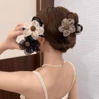 ราคา กิ๊บติดผม สไตล์หวาน กิ๊บติดผมหางม้า ลายดอกไม้น่ารัก ผูกครึ่ง กิ๊บฉลาม สไตล์เกาหลี กิ๊บติดผมดอกทานตะวัน มาใหม่ (1730495497918515316)