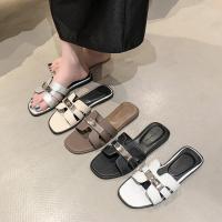 ราคา รองเท้าแตะลำลองกลางแจ้ง, ขี้เกียจ, คอลเลกชันฤดูร้อนใหม่, หัวเข็มขัดโลหะ, น้ำหนักเบา, รองเท้าแตะชายหาดริมทะเลแบน, รองเท้าแตะผู้หญิง (1731599011297265304)