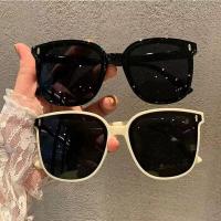 ราคา สไตล์เกาหลี สีดำ คู่รัก แว่นตากรอบใหญ่ แฟชั่น แว่นกันแดด UV400 องกันรังสียูวี ป้องกันแสงสะท้อน (1729906755714255617)