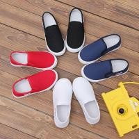 ราคา รองเท้าผ้าใบเด็ก พื้นนุ่ม สีพื้น ทุกฤดูกาล สไตล์สลิปออน ระบายอากาศ เหมาะสำหรับเด็กชายและเด็กหญิง รองเท้าผ้าใบสีขาว รองเท้าพ่อแม่ลูก (1731831144992310469)