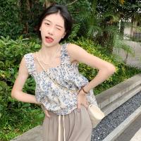 ราคา "พร้อมส่ง เสื้อครอปเเขนกุด คอกระเช้า เสื้อครอปท็อปลำลองดอกไม้" ผู้หญิง Clothing Women Lady (1729691252625410125)