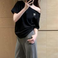 ราคา เสื้อยืด oversize สำหรับสาวอวบ เสื้อยืดปาดไหล่ เสื้อยืดผู้หญิงสไตล์สาวแซ่บ ทรงหลวม สไตล์อเมริกัน ฤดูร้อน แขนสั้น ปาดไหล่ได้ เสื้อยืดสวยๆผู้หญิง สายเกาหลี เสื้อปาดไหล่ ผ้านิ่มใส่สบาย (17313964127185485