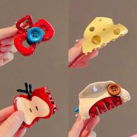 ราคา คลิปหนีบผม ดีไซเนอร์ กระดุม ทันสมัย เรียบหรู สีแดง ทรงสามเหลี่ยม คีมจับสี คีมจับครึ่งฉลาม (1731472998251333291)