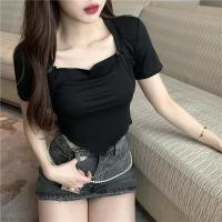 ราคา เสื้อครอป แขนสั้นคอสี่เหลี่ยม เสื้อผ้าผู้หญิง เสื้อยืดเอวลอยเซ็กซี่ Lady Women Clothing (1729650673217014219)