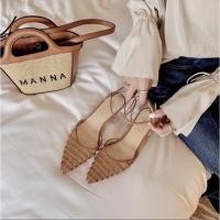 ราคา Nathava - พร้อมส่ง รองเท้าส้นสูงหัวแหลมสไตล์ฝรั่งเศษย้อนยุค รองเท้าส้นสูงวินเทจ ความสูงส้น 7 ซม. (1729612628333792159)