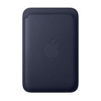 ราคา APPLE เคสผ้า FineWoven แบบกระเป๋าสตางค์พร้อม MagSafe สำหรับ iPhone (สีกรมท่า) (308713)