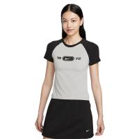 ราคา NIKE Sportswear Chill Knit Slim Graphic เสื้อยืดผู้หญิง NI083AP658EPTH