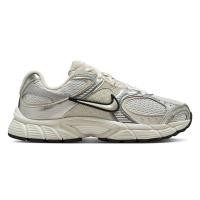 ราคา NIKE V5 RNR รองเท้าลำลองผู้หญิง NI083SH779ENTH