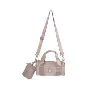 ราคา FILA Beige กระเป๋าสะพายข้างผู้ใหญ่ FI039AC656FCTH