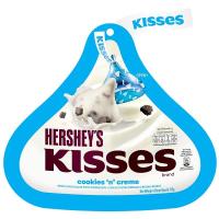 ราคา เฮอร์ชี่ส์คิสเซสช็อกโกแลตคุกกี้แอนด์ครีม 82กรัม Hersheys Kisses Pouch Cookies and Cream Chocolate 82g. (6942836703622)
