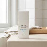 ราคา ลูวูมครีมกันแดดสูตรแบมบูไฮยาลูรอนิคมอยสเจอร์เอสพีเอฟ50 30มล. Luvum Bamboo Hyaluronic Moisture Sun Cream SPF 50 30ml. (8809736650082)