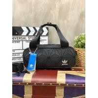 ราคา กระเป๋าถือ กระเป๋าสะพาย Adidas 3D Duffle crossbody handbag กระเป๋าถือหรือสะพายรุ่นใหม่ทรงหมอน สไตล์สปอร์ต (1394766989)