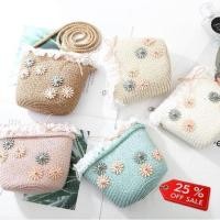 ราคา กระเป๋าสะพาย กระเป๋าผู้หญิง กระเป๋าสาน กระเป๋าเด็กลายดอกเดซี่ C02 โปรโมชั่น ราคาถูก (653090414)