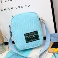 ราคา unlimitedshop UN232 กระเป๋าผ้าสะพายข้าง ป้ายLIVING TRAVELING SHARE (535190674)