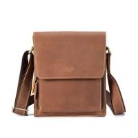 ราคา กระเป๋าสะพายข้างผู้ชาย กระเป๋าหนังแท้ หนังนูบัค พกพาสะดวกเวลาเดินทาง สามารถกันน้ำได้อีกด้วย รุ่น AF037 (1541750148)