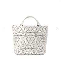 ราคา BaoBao CRYSTAL GLOSS M ของแท้จาก Shop Baobao issey miyake (1611654137)