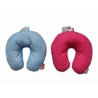 ราคา ไดโซ หมอนรองคอลายจุด Neck pillow (761470033)