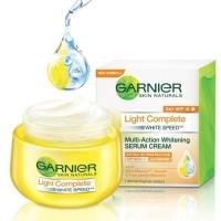 ราคา Garnier Light Complete Day Cream SPF20 PA การ์นิเย่ ไลท์คอมพลีส ไวท์เทนนิ่งครีม สูตรกลางวัน 50ml (337013087)