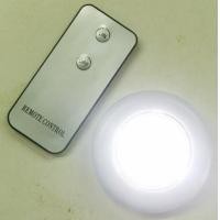 ราคา KS หลอดไฟ LED ติดผนังพร้อม รีโมทไร้สาย 2 ชิ้น 50 ลูเมน (865002134)