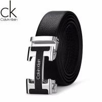 ราคา Calvin Klein เข็มขัดหนังแท้ CK เข็มขัดผู้ชาย สีดำ เรียบหรู คลาสสิก ใส่ได้ทุกโอกาส （ชุดgiftsetพร้อมกล่อง+ถูงหิ้ว） (2176404600)