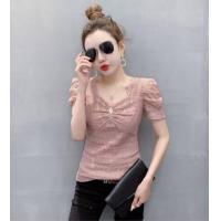 ราคา เสื้อลูกไม้คอเหลี่ยมแขนสั้น จีบไหล่ (12407614554)