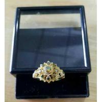 ราคา แหวนทับทิมตัวเรือนทองเหลือง งานไทยโบราณ แหวนทองเหลืองแบบโบราณประดับพลอยหลากสีตามวันเกิด (15713153936)