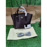ราคา กระเป๋าผู้หญิง COACH กระเป๋าถือ ขนาด 12นิ้ว มาใหม่งานดี งานตรงปก รูปถ่ายจากสินค้าจริง พร้อมส่ง (12798534115)