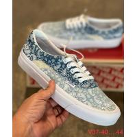 ราคา พร้อมส่ง ใหม่ ล่าสุด ผ้าใบVans Slip On Dior รองเท้าผ้าใบผู้ชายใส่ทำงาน ใส่เที่ยว รองเท้าลำลอง สินค้าพร้อมส่งสนใจสั่งได้ค่ะ มีพร้อมกล่อง รายละเอียดทักแชทถามได้เลยค่ะ (14592627066)
