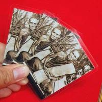 ราคา รูปถ่ายรุ่นเก่าเคลือบบัตรแข็ง หลวงพ่อกวย ชุตินธโร วัดบ้านแค จังหวัดชัยนาท สามารถพกใส่บูชาติดกระเป๋าเงินเรียกโชคลาภ (11670636506)