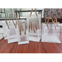 ราคา พร้อมส่ง กระเป๋าใส กระเป๋าพลาสติกใส กระเป๋าถือ PP ใส พร้อมส่งในไทย กระเป๋าพลาสติก แบบสะพายได้ (15033667073)